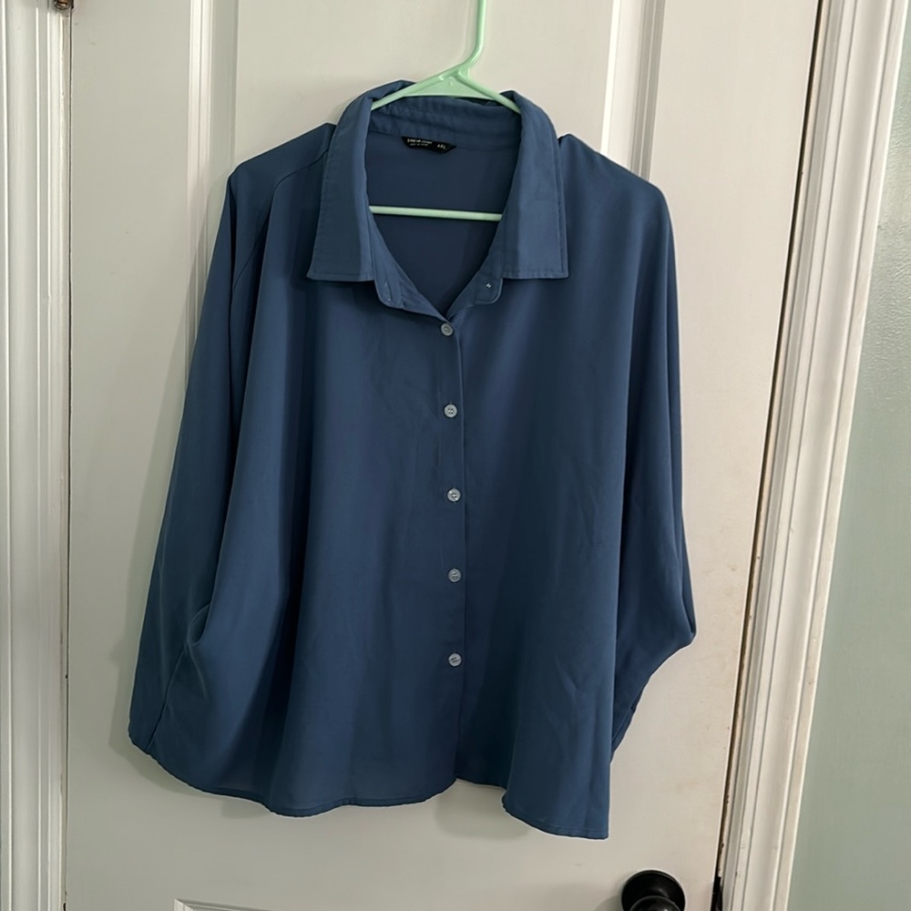 SHEIN Dusty Blue Boxy Collared Blouse